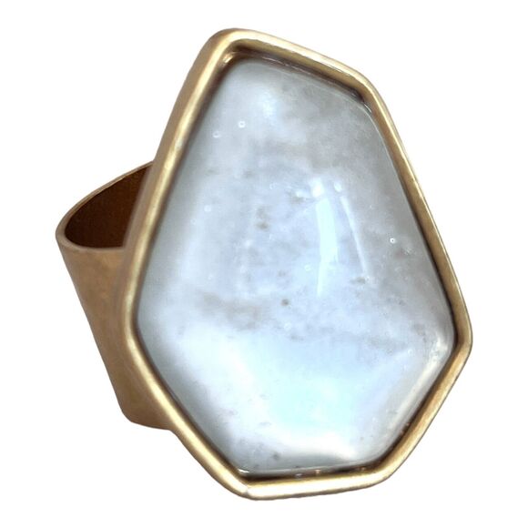 Signed Boheme Ring Size 7 Quartz Stone Hammered Gold Tone 5Z - Picture 1 of 5